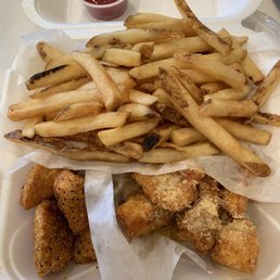 10 piece boneless wings & fries 1/2 lemon pepper 1/2 garlic Parmesan 10 piece boneless wings & fries 1/2 lemon pepper 1/2 garlic Parmesan