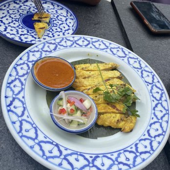 Pineapple Thai - Chicken satay - Thai Near Me - Cupertino, California Pineapple Thai - Chicken satay - Thai Near Me - Cupertino, California