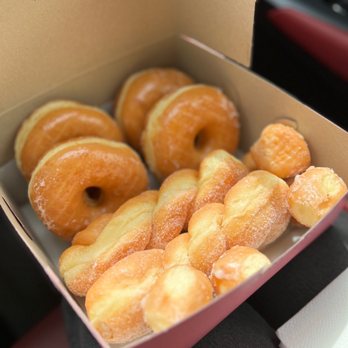Rose - a box of donuts - Donuts Near Me - Temple City, California Rose - a box of donuts - Donuts Near Me - Temple City, California