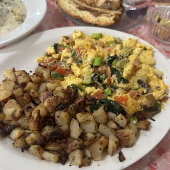 Sweetie Pie's - Breakfast & Brunch Near Me - Placerville, California Sweetie Pie's - Breakfast & Brunch Near Me - Placerville, California