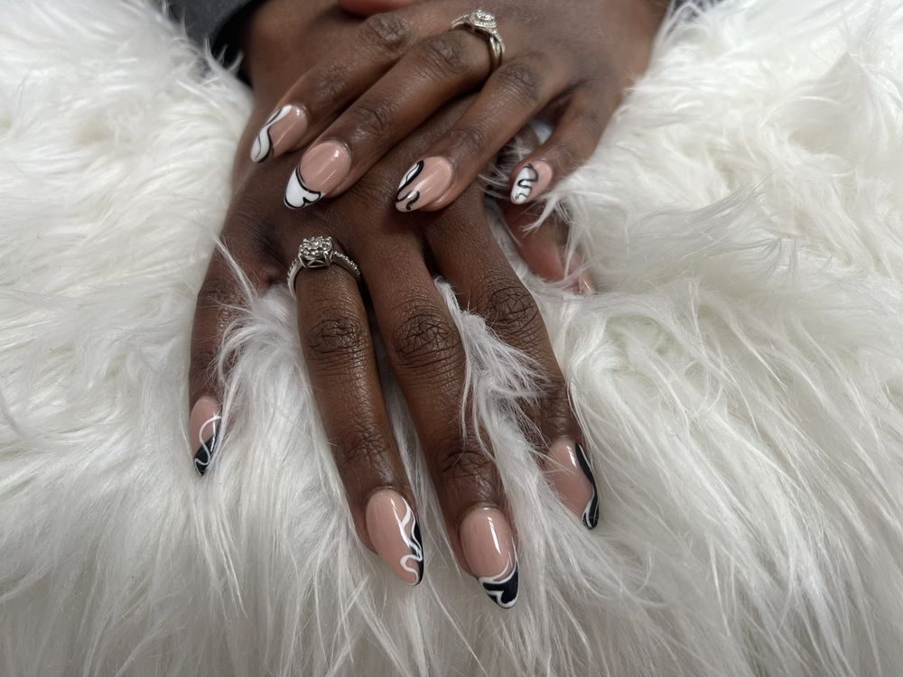 CHI CHI NAILS Updated October 2024 14 Photos 2317 Manhattan Blvd