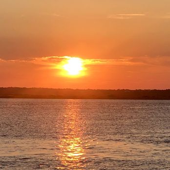 Aunt Kate's - Sunset over the intracoastal waterway - American Near Me - Saint Augustine, Florida Aunt Kate's - Sunset over the intracoastal waterway - American Near Me - Saint Augustine, Florida