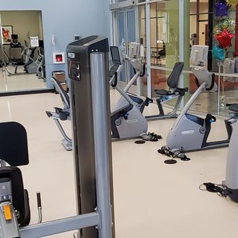 Hurst Senior Activity Center - Social Clubs Near Me - Hurst, Texas