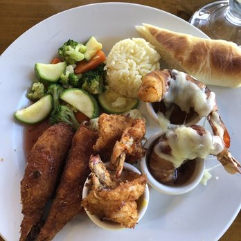 Friendly Dolphin - Shrimp Special - FANTASTIC!!!! - Seafood Near Me - Puerto Penasco, SON