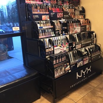 Eyebrow Beauty - They also sell makeup - Threading Services Near Me - Brea, California