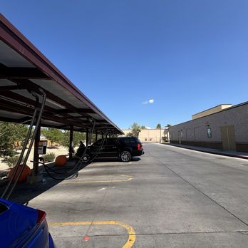 Quick Quack Car Wash - Vacuums - Car Wash Near Me - Phoenix, Arizona