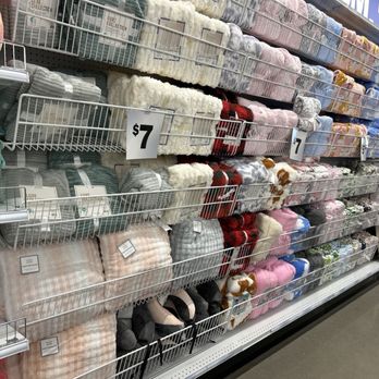 Five Below - Blankets - Toy Stores Near Me - Manor, Texas