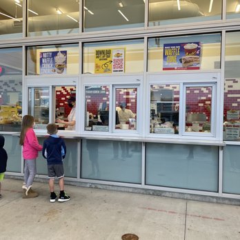 Andy's Frozen Custard - two children looking at the window - Ice Cream & Frozen Yogurt Near Me - Overland Park, Kansas Andy's Frozen Custard - two children looking at the window - Ice Cream & Frozen Yogurt Near Me - Overland Park, Kansas
