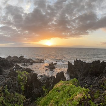 KAPA Bar & Grill - 1 minutes walk from Kapa - New American Near Me - Wailea, Hawaii
