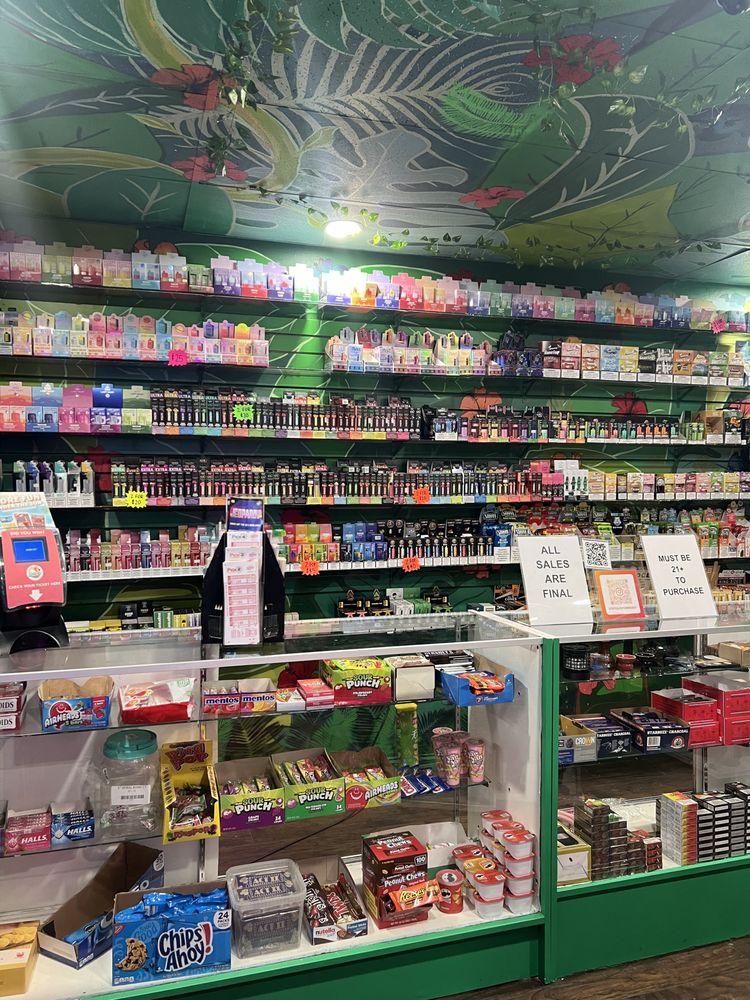 tropical vape & smoke shop Puffs Store, Miami FLAVOR:SOUR APPLE B-BURST Carga tipo C geek bar pulse platinum
