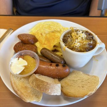 Sunshine & Pineapple - Hawaiian Trio - Breakfast & Brunch Near Me - Honolulu, Hawaii