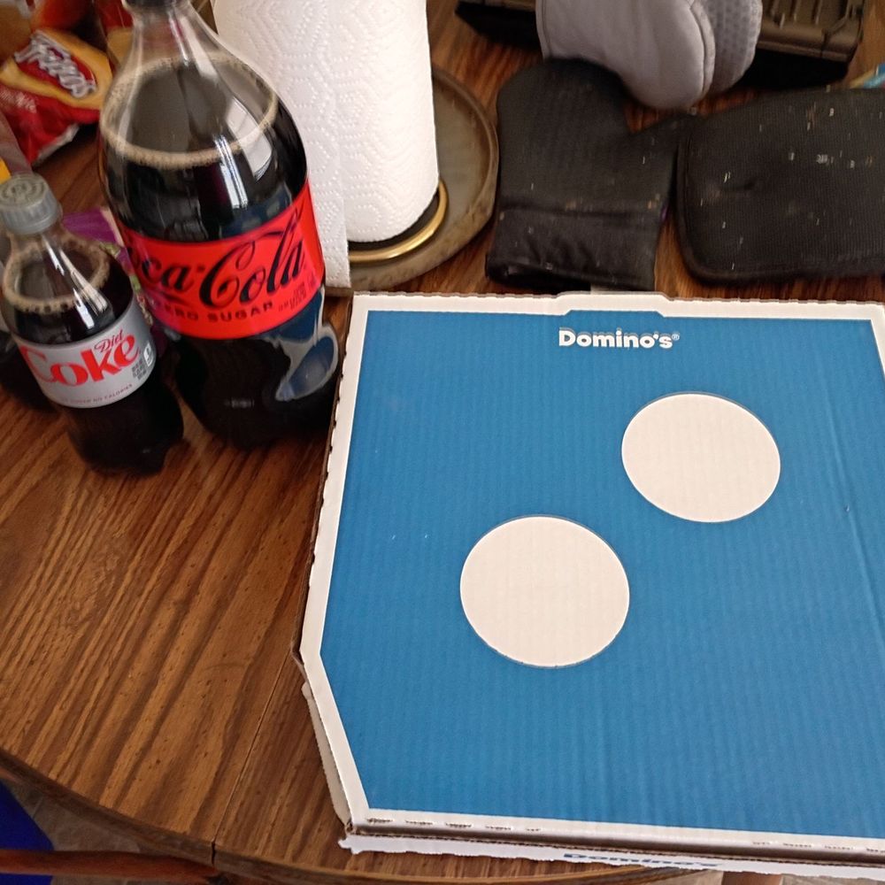 Domino's Pizza - My large pizza order with a 20 oz. Diet Coke and a 2-liter Coca-Cola Zero Sugar (despite I ordered a 20 oz.) - Pizza Near Me - Columbus, Ohio Domino's Pizza - My large pizza order with a 20 oz. Diet Coke and a 2-liter Coca-Cola Zero Sugar (despite I ordered a 20 oz.) - Pizza Near Me - Columbus, Ohio