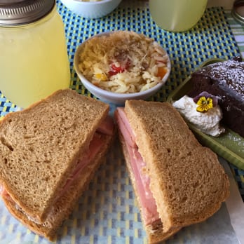 Lighthouse Picnics - Ham, brie and apple sandwich - Specialty Food Near Me