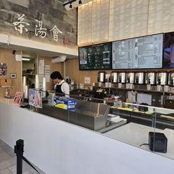 One of my fav milk tea shop : )