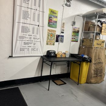 Gio's Coffee - Coffee Roasteries Near Me - Tempe, Arizona