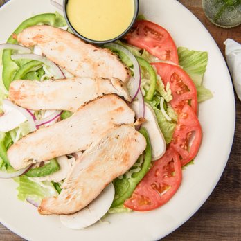 Italian Pie - Grilled Chicken Salad - Italian Near Me - Mandeville, Louisiana