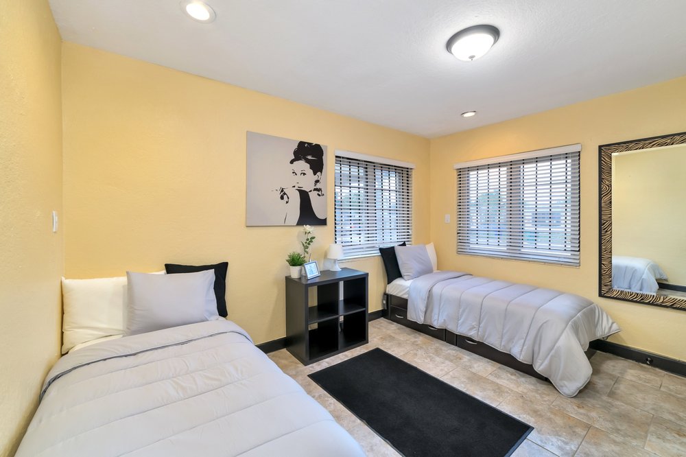 SILHOUETTE RECOVERY HOUSE MIAMI 13 Photos & 15 Reviews Miami