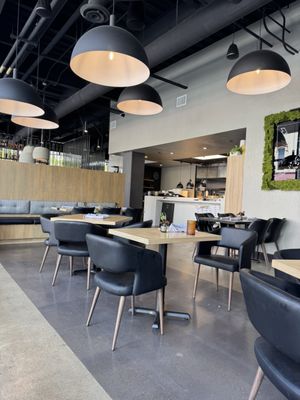 BlackSheep Pizza & Cocktails by null