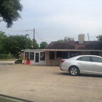 Nickel Sandwich Grill - The outside of the building looks like old times - Barbeque Near Me - Houston, Texas Nickel Sandwich Grill - The outside of the building looks like old times - Barbeque Near Me - Houston, Texas