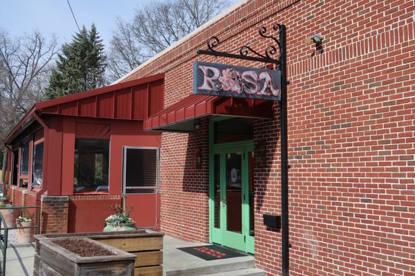 Rosa by null