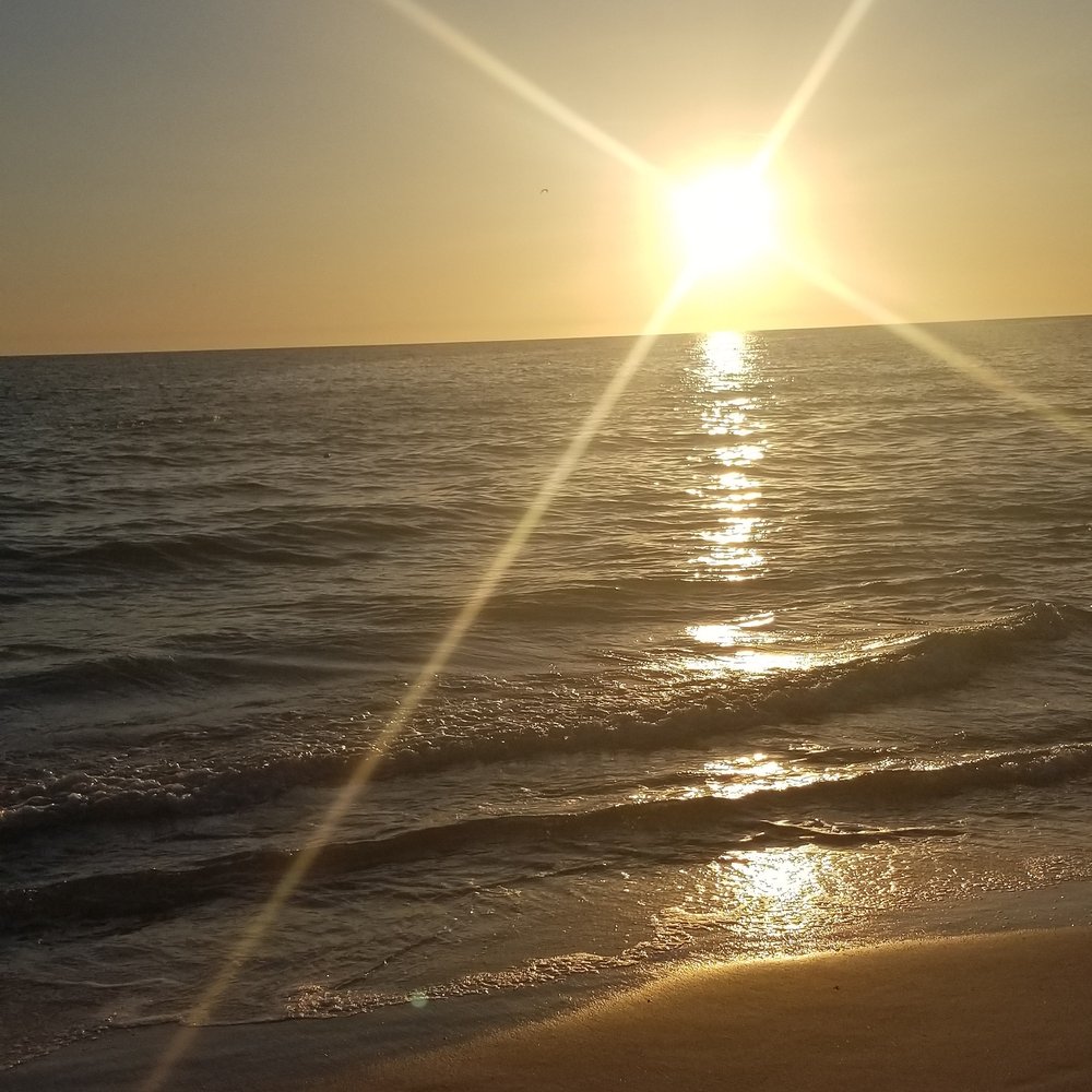 COCONUTS BEACH RESORT 10 Photos 100 73rd St, Bradenton Beach