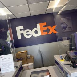FedEx Ship Center