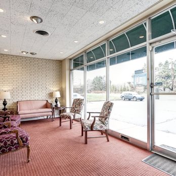 Old Town Funeral Choices - Front Lobby - Funeral Services & Cemeteries Near Me - Alexandria, Virginia Old Town Funeral Choices - Front Lobby - Funeral Services & Cemeteries Near Me - Alexandria, Virginia