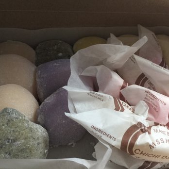 Nisshodo Candy Store - Chi Chi Dango Lilikoi Mochi Green Tea Mochi Coconut Mochi Peanut Butter Mochi All of them are delicious and the Mochi is so soft!! - Candy Stores Near Me - Honolulu, Hawaii Nisshodo Candy Store - Chi Chi Dango Lilikoi Mochi Green Tea Mochi Coconut Mochi Peanut Butter Mochi All of them are delicious and the Mochi is so soft!! - Candy Stores Near Me - Honolulu, Hawaii