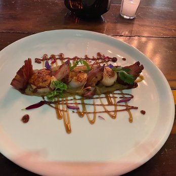 Plank - Scallops and Pork Belly - Seafood Near Me - Playa del Carmen, ROO Plank - Scallops and Pork Belly - Seafood Near Me - Playa del Carmen, ROO