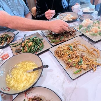 China Yi - corn egg drop soup, chichen with string beans, shrimp with lobster sauce, Mongolian beef house chow mein - Chinese Near Me - Torrance, California China Yi - corn egg drop soup, chichen with string beans, shrimp with lobster sauce, Mongolian beef house chow mein - Chinese Near Me - Torrance, California