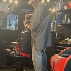 Distinguished Barber Studio - Haircut barber shop