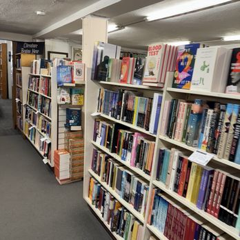 MAGERS & QUINN BOOKSELLERS - Updated February 2026 - 68 Photos & 135