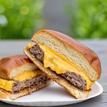 Callie's - Cheeseburger - Sandwiches Near Me - Queens, New York