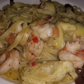 Fausto's Bistro - Fettuccine carciofo- Shrimp, artichoke hearts, olives and fettuccine in an olive oil sauce - Italian Near Me - Metairie, Louisiana Fausto's Bistro - Fettuccine carciofo- Shrimp, artichoke hearts, olives and fettuccine in an olive oil sauce - Italian Near Me - Metairie, Louisiana