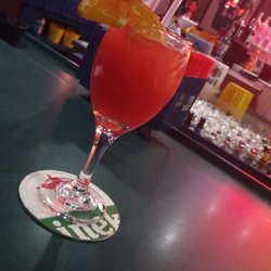 Hurricanes Sports Bar - Wonderful "sex on the beach"!