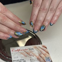 California Nails - Full set, cat eye, minimal 3D art.
