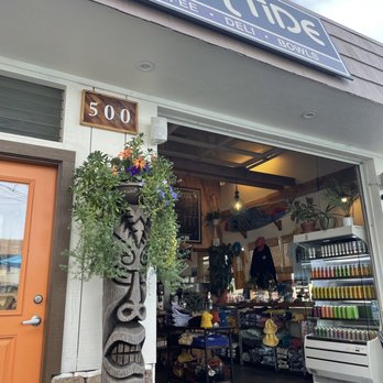 High Tide - Acai Bowls Near Me - Morro Bay, California