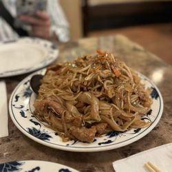 The Jade Restaurant - Beef chow fun