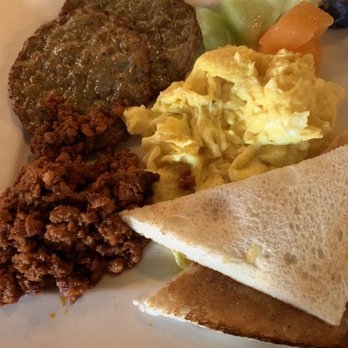 Twist fells point - Order the chorizo - Mediterranean Near Me - Baltimore, Maryland