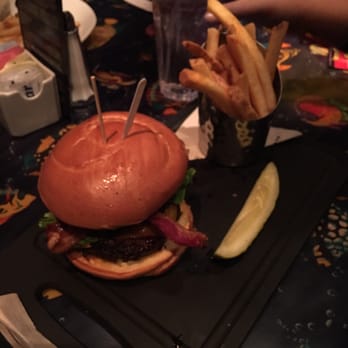 Rainforest Cafe - BBQ bacon cheeseburger. SO GOOOOD - American Near Me - Ontario, California Rainforest Cafe - BBQ bacon cheeseburger. SO GOOOOD - American Near Me - Ontario, California