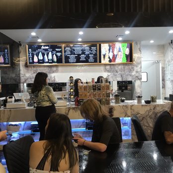 Bae - Interior - Ice Cream & Frozen Yogurt Near Me - Houston, Texas