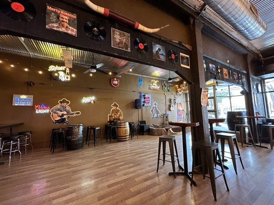 El Honky Tonk by null