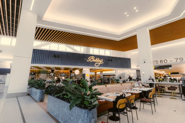 Bubby's by null
