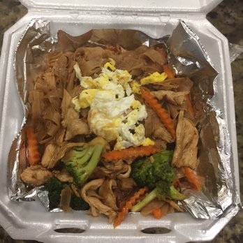 Thai Blossom Bistro - Chicken See Ew - Thai Near Me - Jacksonville, Florida Thai Blossom Bistro - Chicken See Ew - Thai Near Me - Jacksonville, Florida