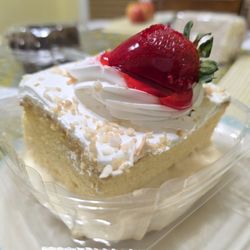 La Sevillana Bakery - Tres leches