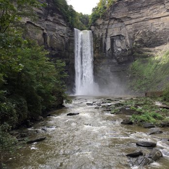 Inn at Taughannock Falls - Waterfall just steps away from the Inn - Hotels Near Me - Trumansburg, New York