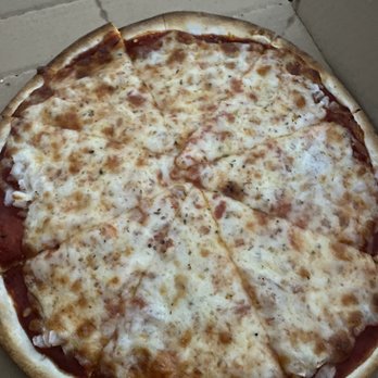 Chanticlear Pizza Grill - Cheese pizza - Pizza Near Me - Maple Grove, Minnesota Chanticlear Pizza Grill - Cheese pizza - Pizza Near Me - Maple Grove, Minnesota