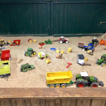 field & fun - Indoor-Sandkasten - Museums Near Me - Altenkrempe, SH