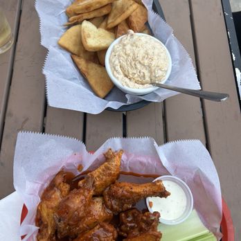 Mahaffey's Pub - Wings - Pubs Near Me - Baltimore, Maryland