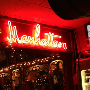 Freeman's Little New York - Quinpool - neon sign - Pizza Near Me - Halifax, Nova Scotia